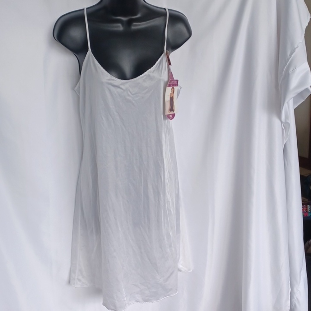 Vintage Vassarette Liner White Ice 20" Nylon Made in USA Slip 34 NWT Bridal